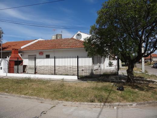 Casa Jovenes Familia 250 Metros Del Mar 7 A 8 Personas Faro Mogotes Сasa de vacaciones